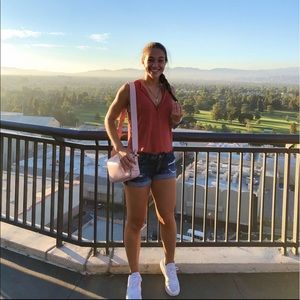 Meet your Posher, Bella